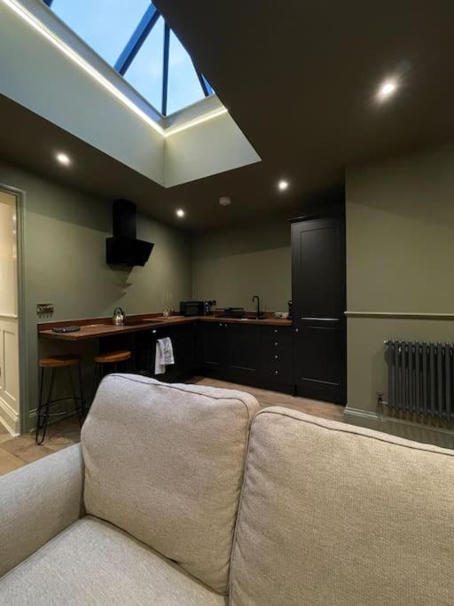 Peaceful Apartment In The Heart Of Frome Exterior foto